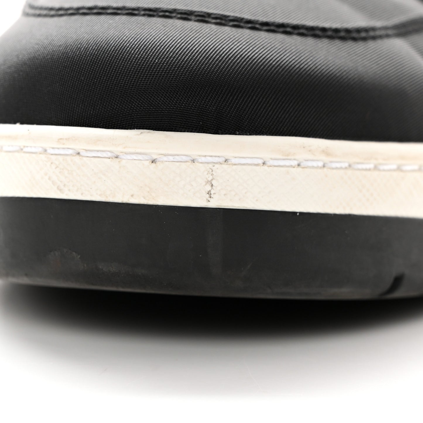 Re-Nylon Triangle Logo Quilted Sneakers 38.5 Black