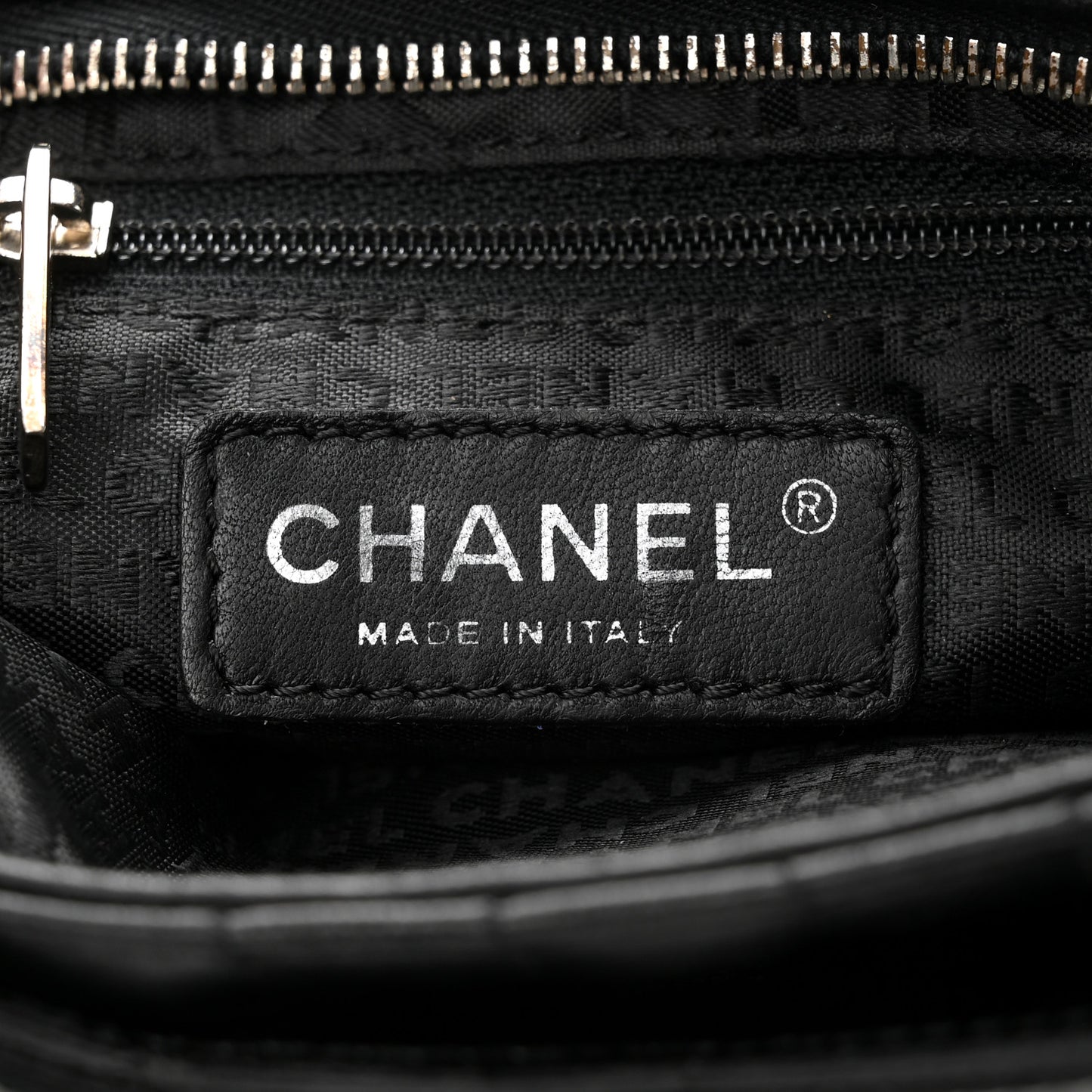 Lambskin Camellia No. 5 Chain Pouch Black