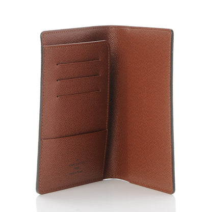 Louis Vuitton Monogram Passport Cover 5 of 8