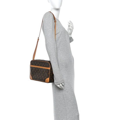 Louis Vuitton Monogram Trocadero 30 2 of 10
