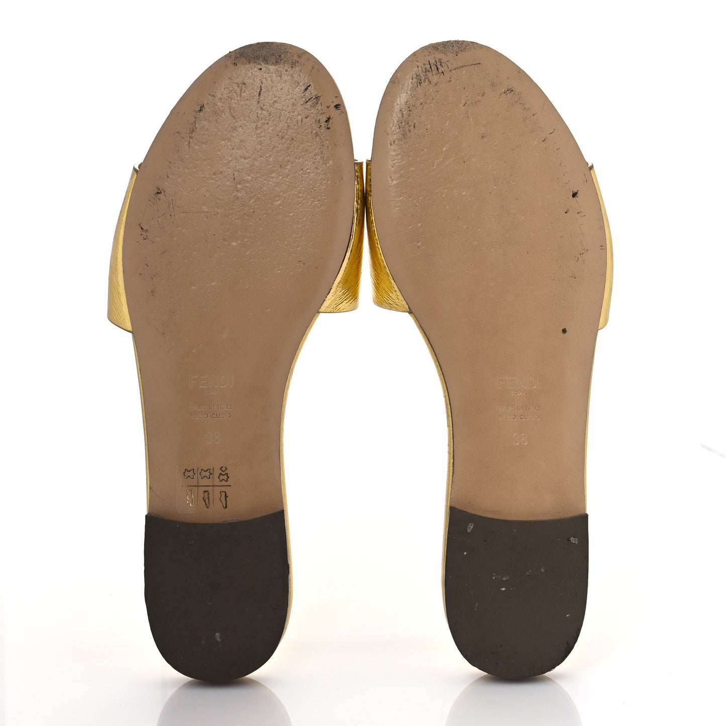 Nappa Laminata Cuoio Baguette Flat Slide Sandals 38 Gold