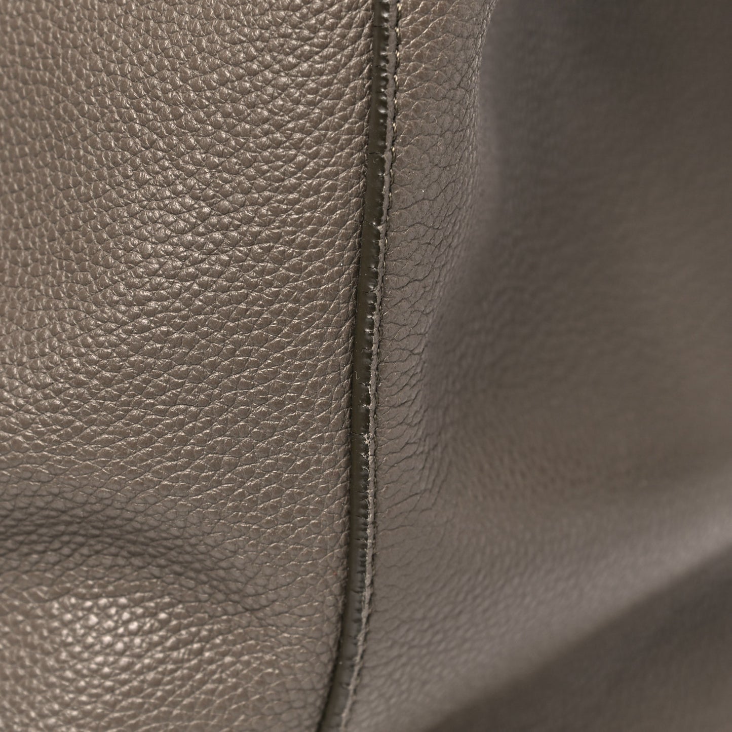 Soft Grained Calfskin Medium Belt Cabas Phantom Souris