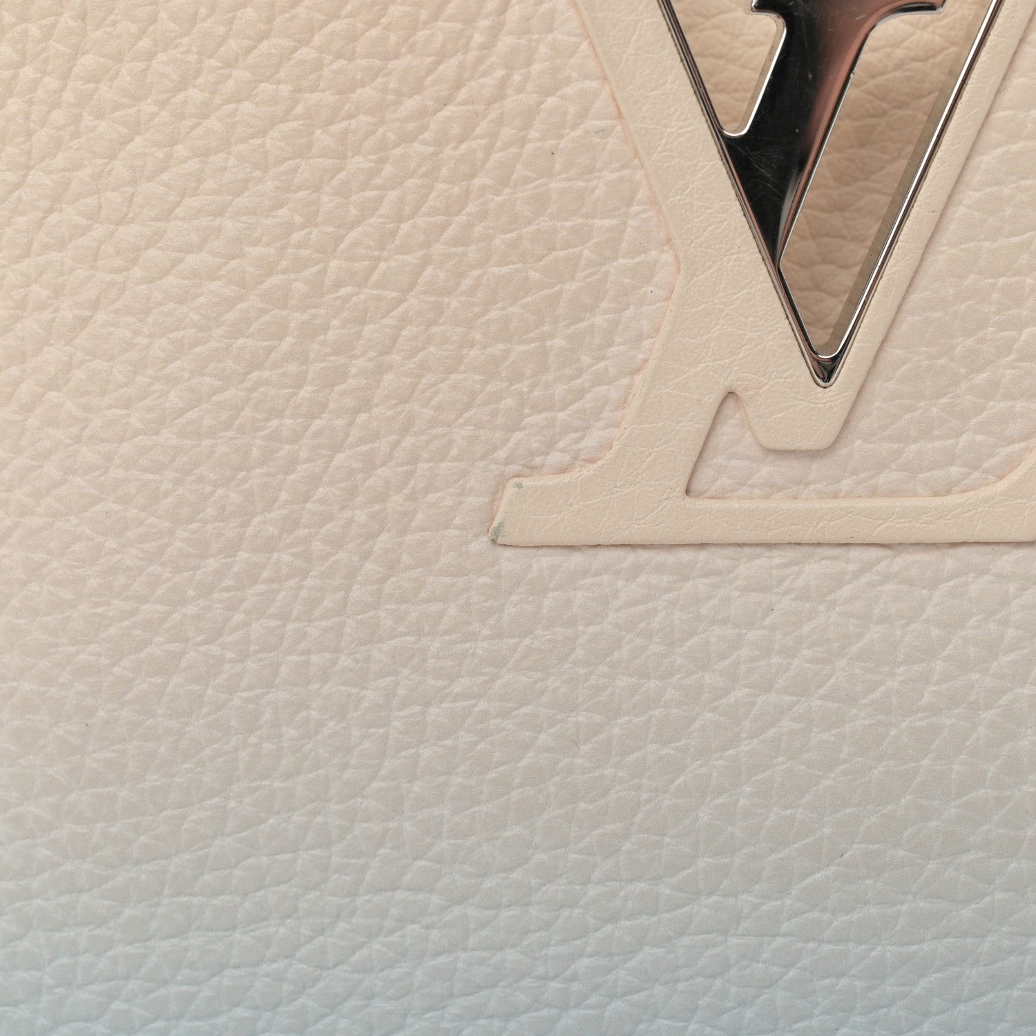 Louis Vuitton Taurillon Capucines MM Gradient Blue 10 of 13
