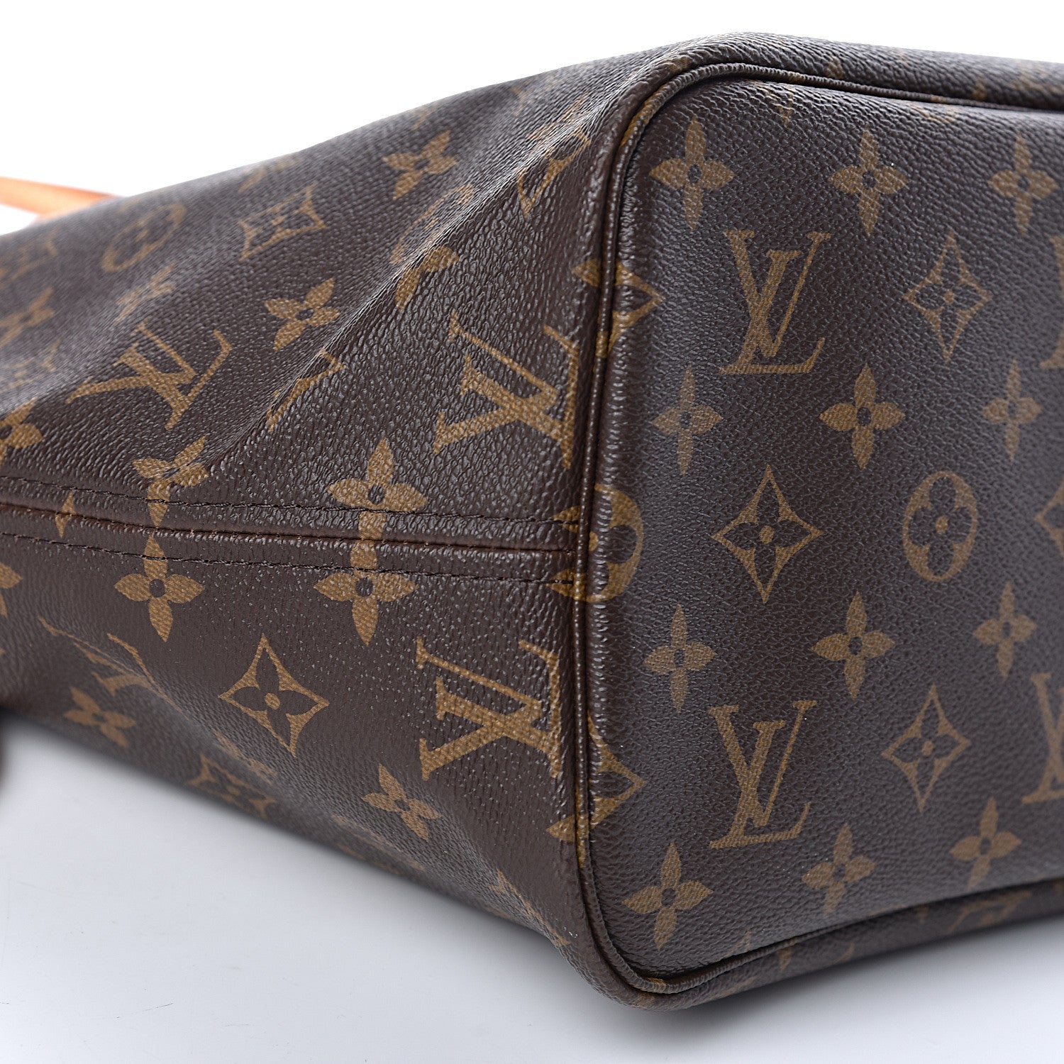 Louis Vuitton Monogram Neverfull MM 8 of 11