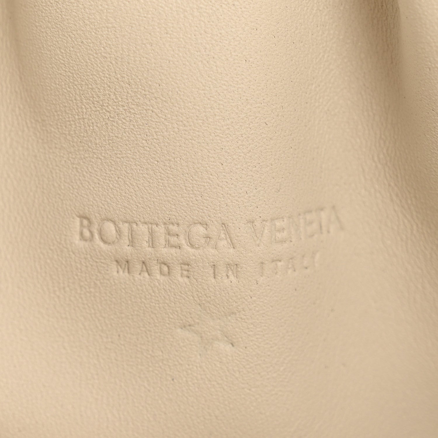 Bottega Veneta Metallic Crinkled Lambskin The Pouch Oversized Clutch Oro 6 of 11