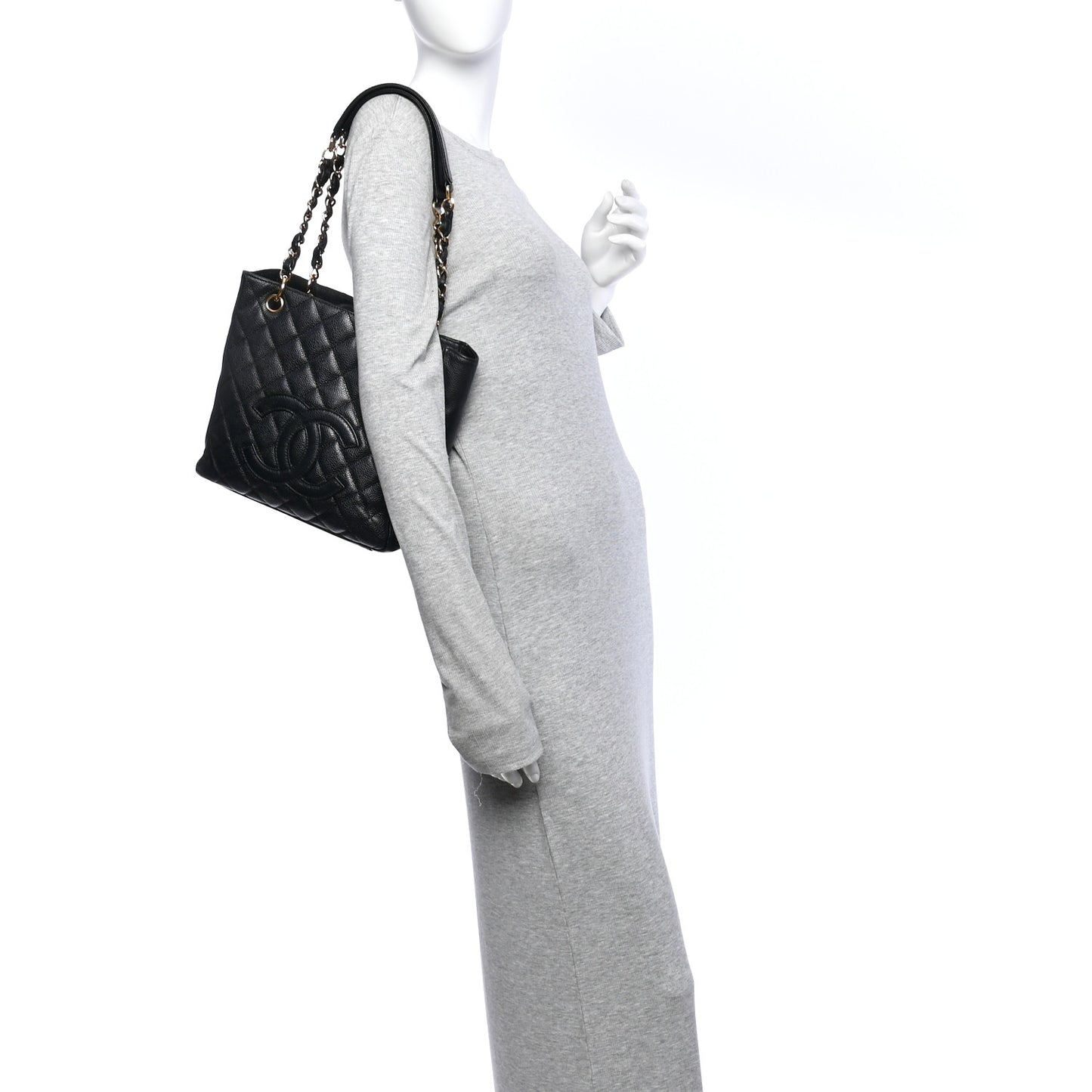 Caviar Quilted Petit Shopping Tote PST Black