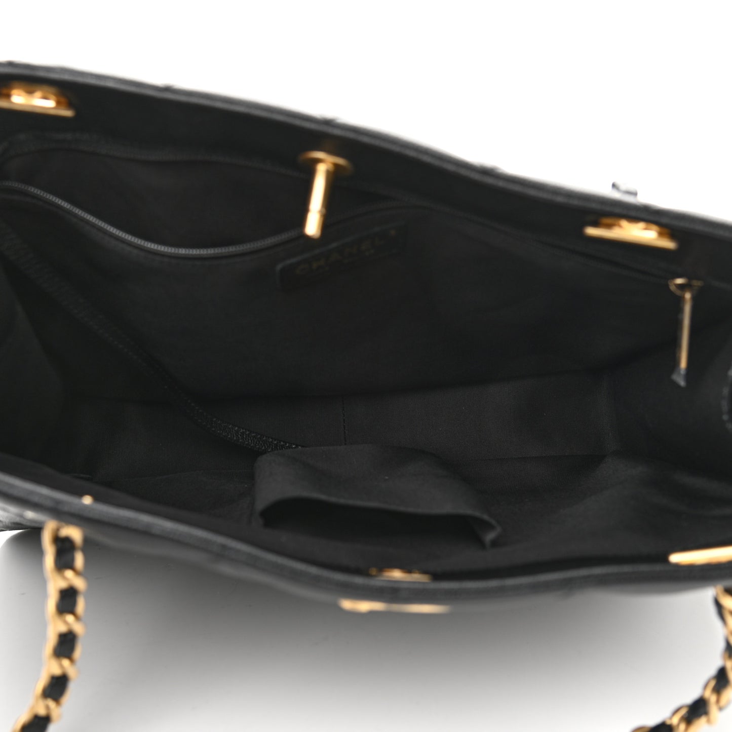 Caviar Quilted Sweet Classic Shopping Tote Black