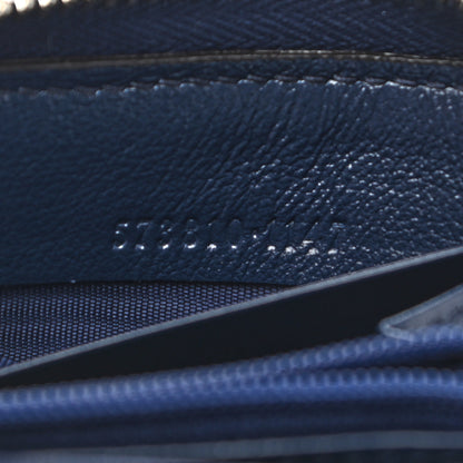 Gucci Vintage Effect Calfskin Matelasse Diagonal Torchon GG Marmont Zip Around Wallet Blue Agata Mystic White 7 of 8