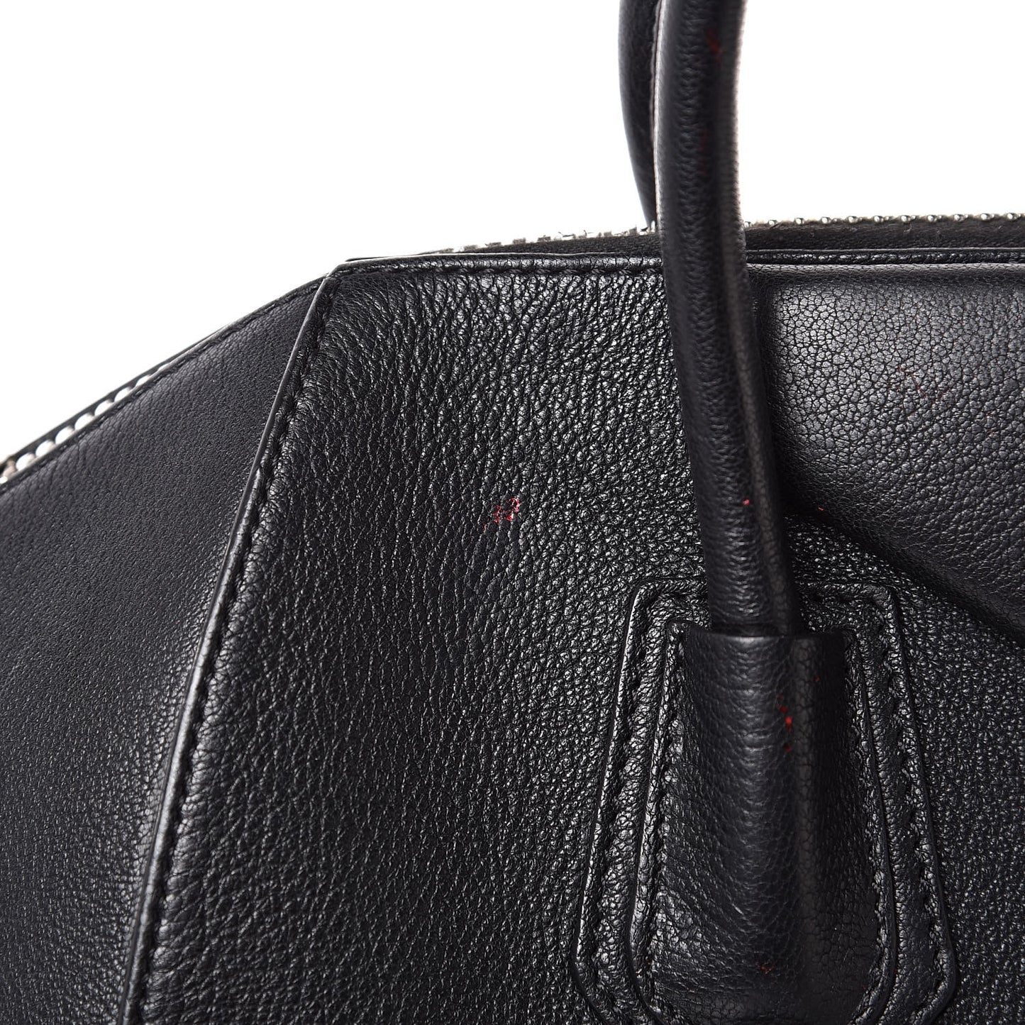 Sugar Goatskin Medium Antigona Black