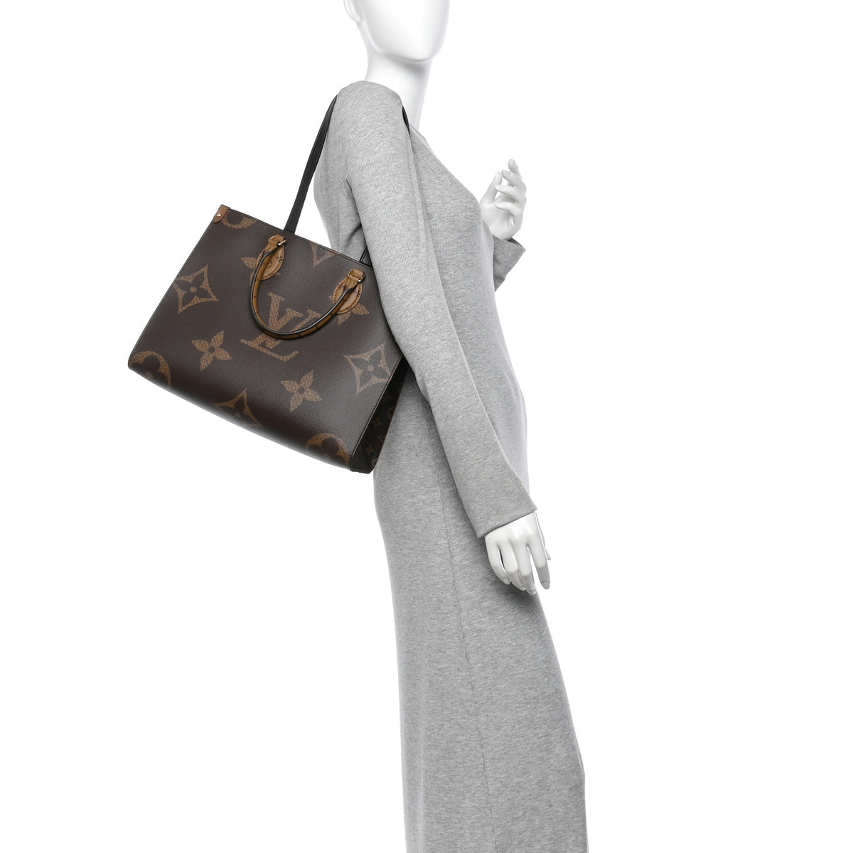 Louis Vuitton Reverse Monogram Giant Onthego MM 2 of 10