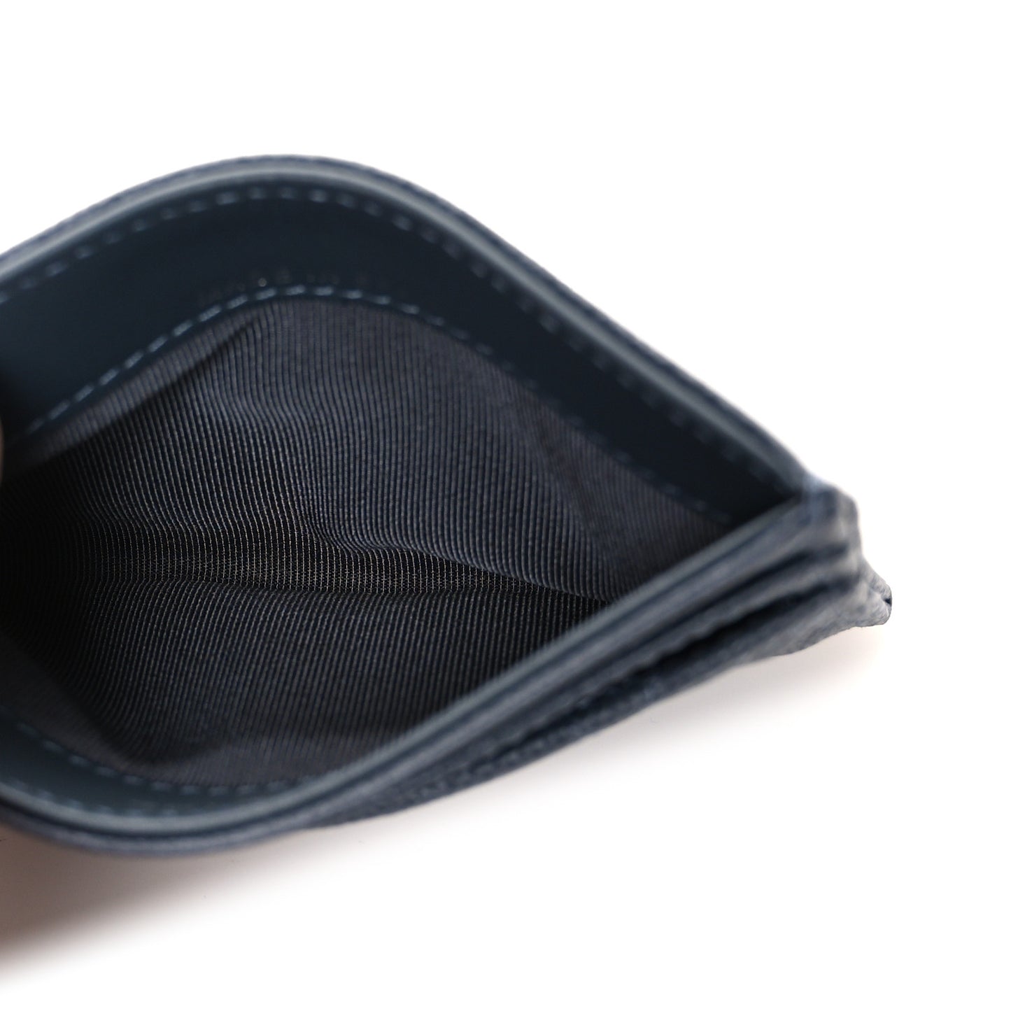 Caviar Quilted Card Holder Grey
