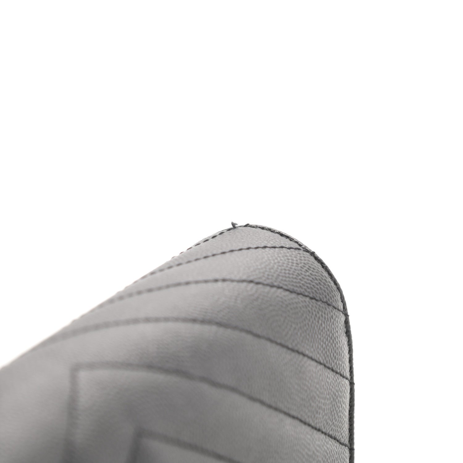 Saint Laurent Grain De Poudre Matelasse Chevron Monogram Chain Wallet Black 12 of 12