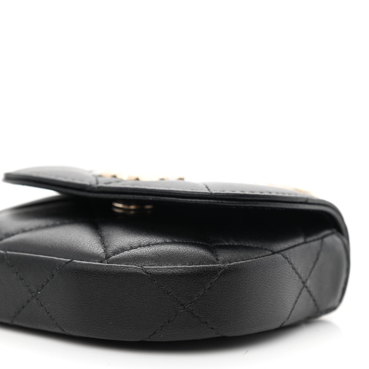 Lambskin Quilted Pearl Top Handle Clutch With Chain Black