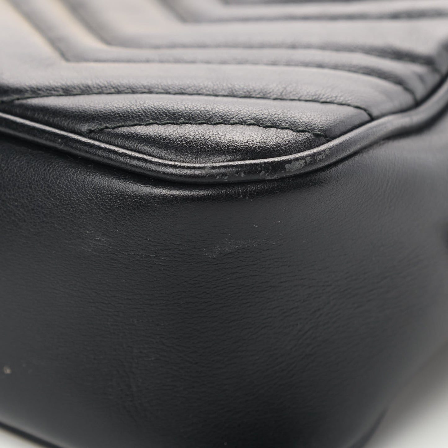 Calfskin Matelasse Small GG Marmont Chain Shoulder Bag Black
