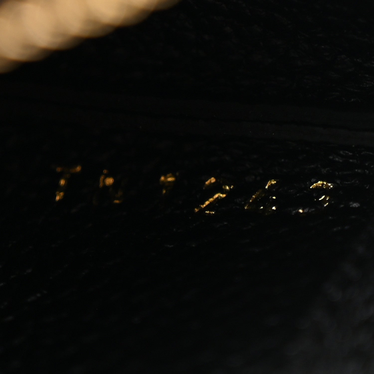 Louis Vuitton Empreinte Monogram Giant Key Pouch Black 7 of 8