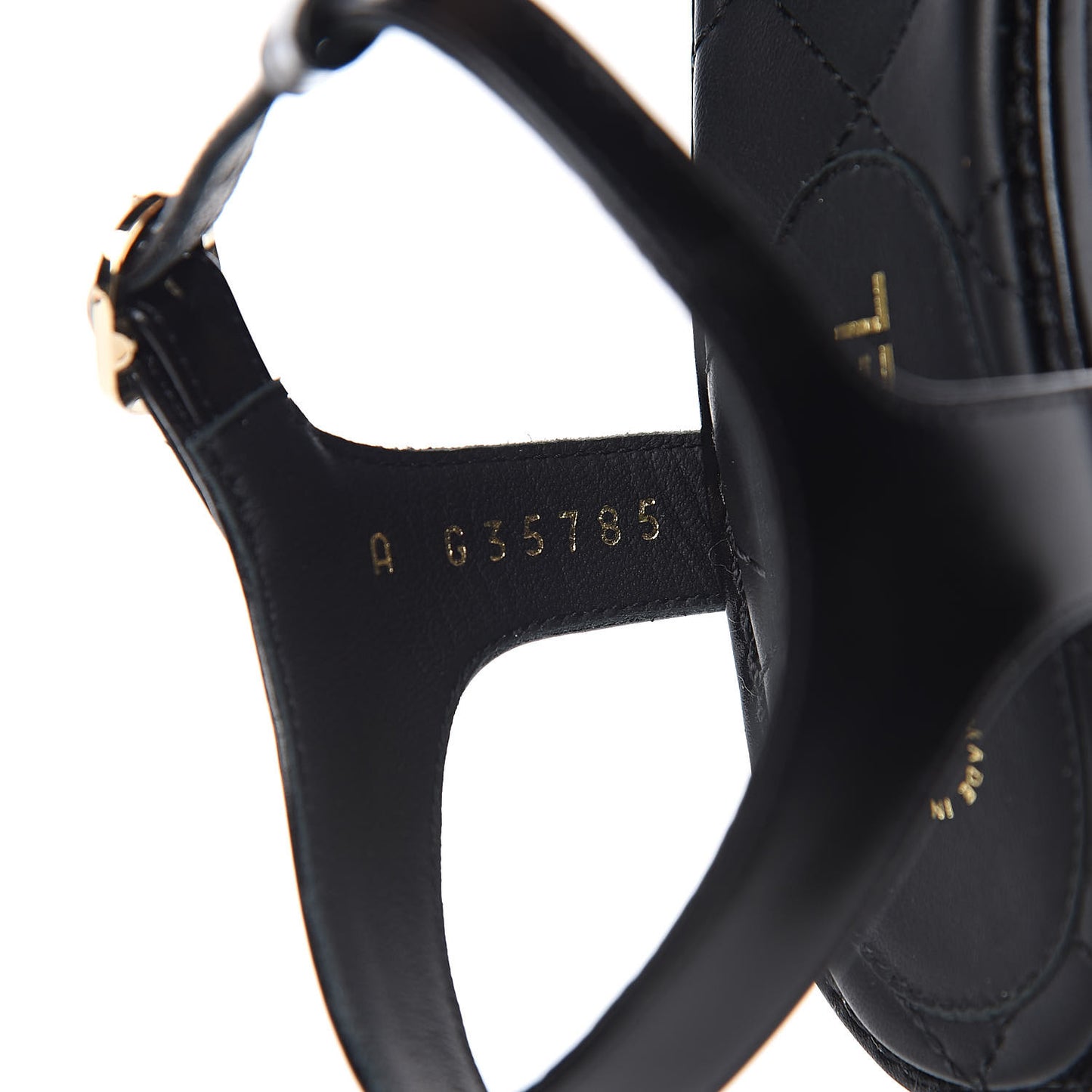 Calfskin Medallion CC Thong Sandals 36 Black