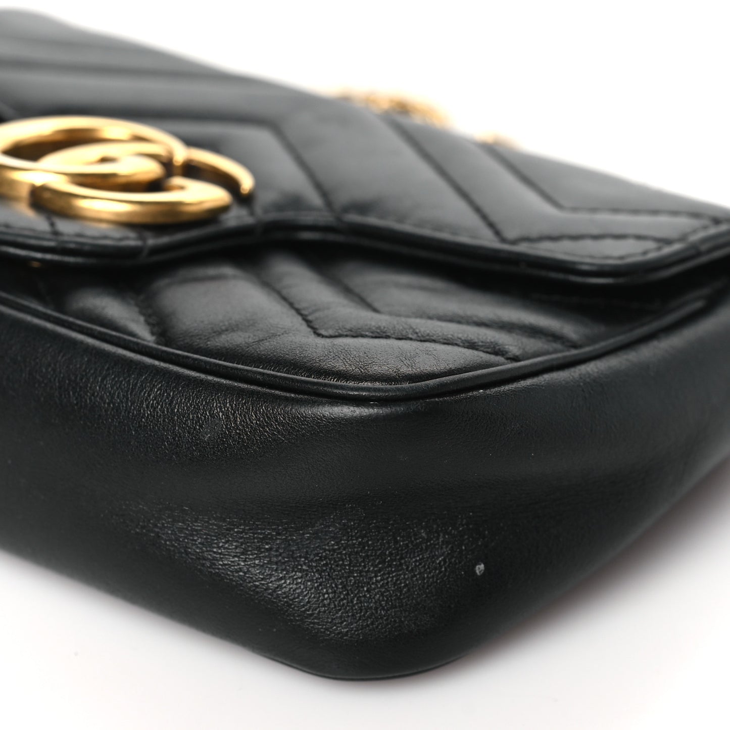 Calfskin Matelasse Super Mini GG Marmont Shoulder Bag Black