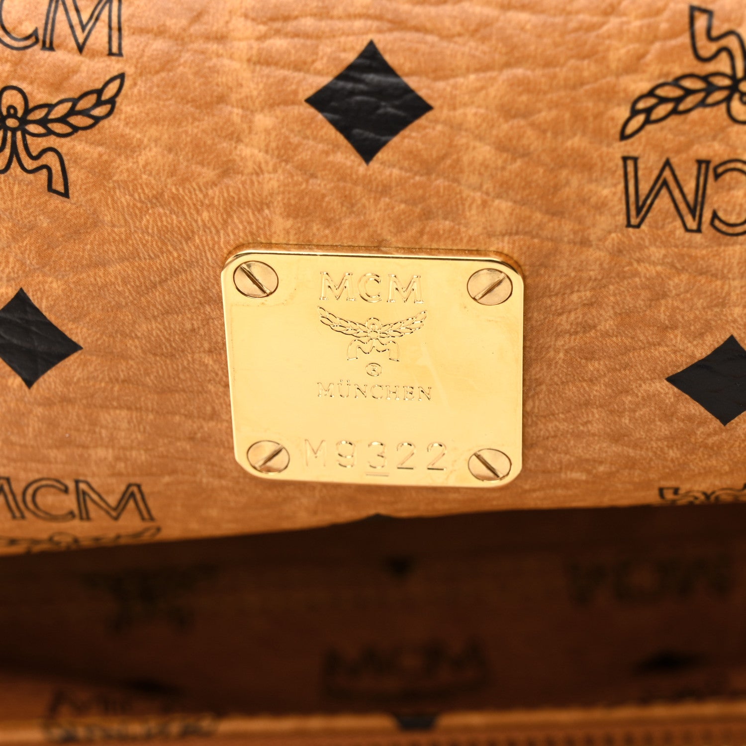 MCM Visetos Crown Stud Medium Stark Backpack Cognac 7 of 18