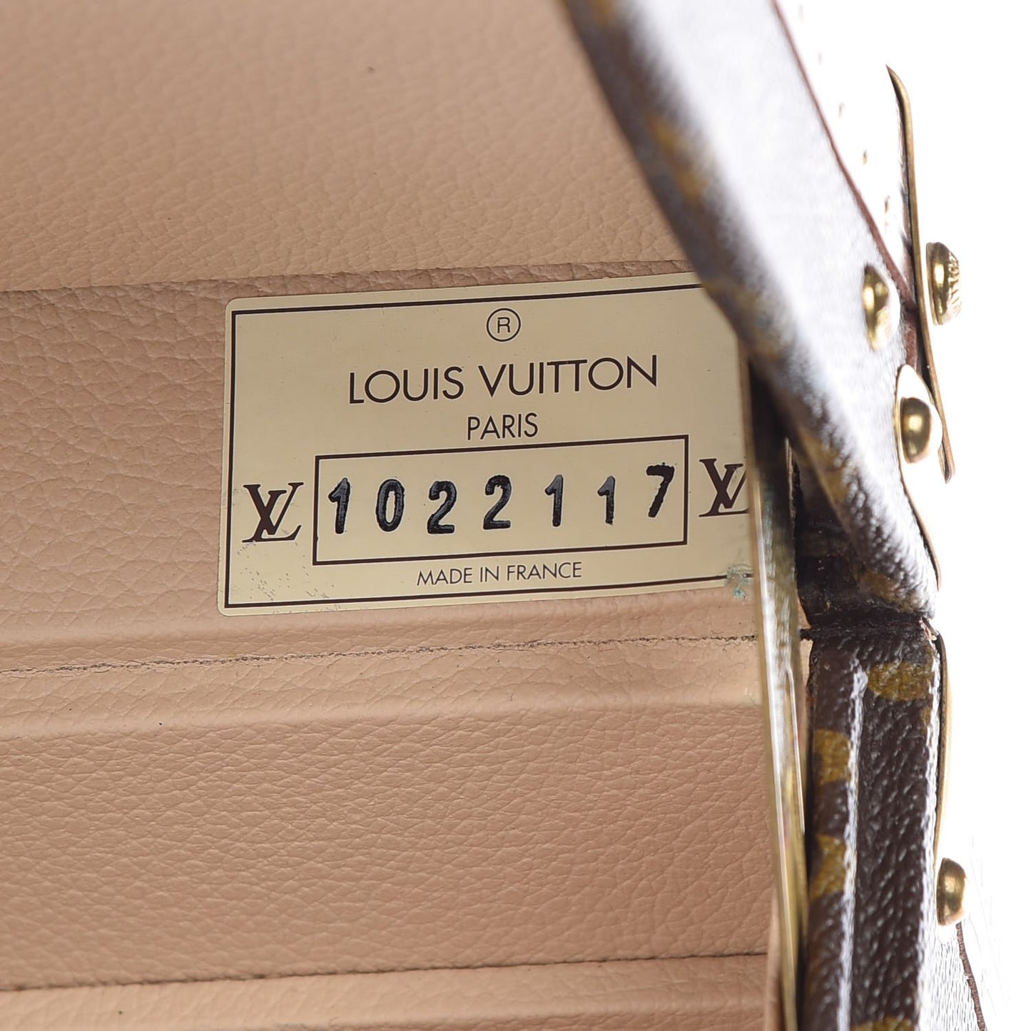 Monogram Boite Flacons Beauty Train Trunk Case