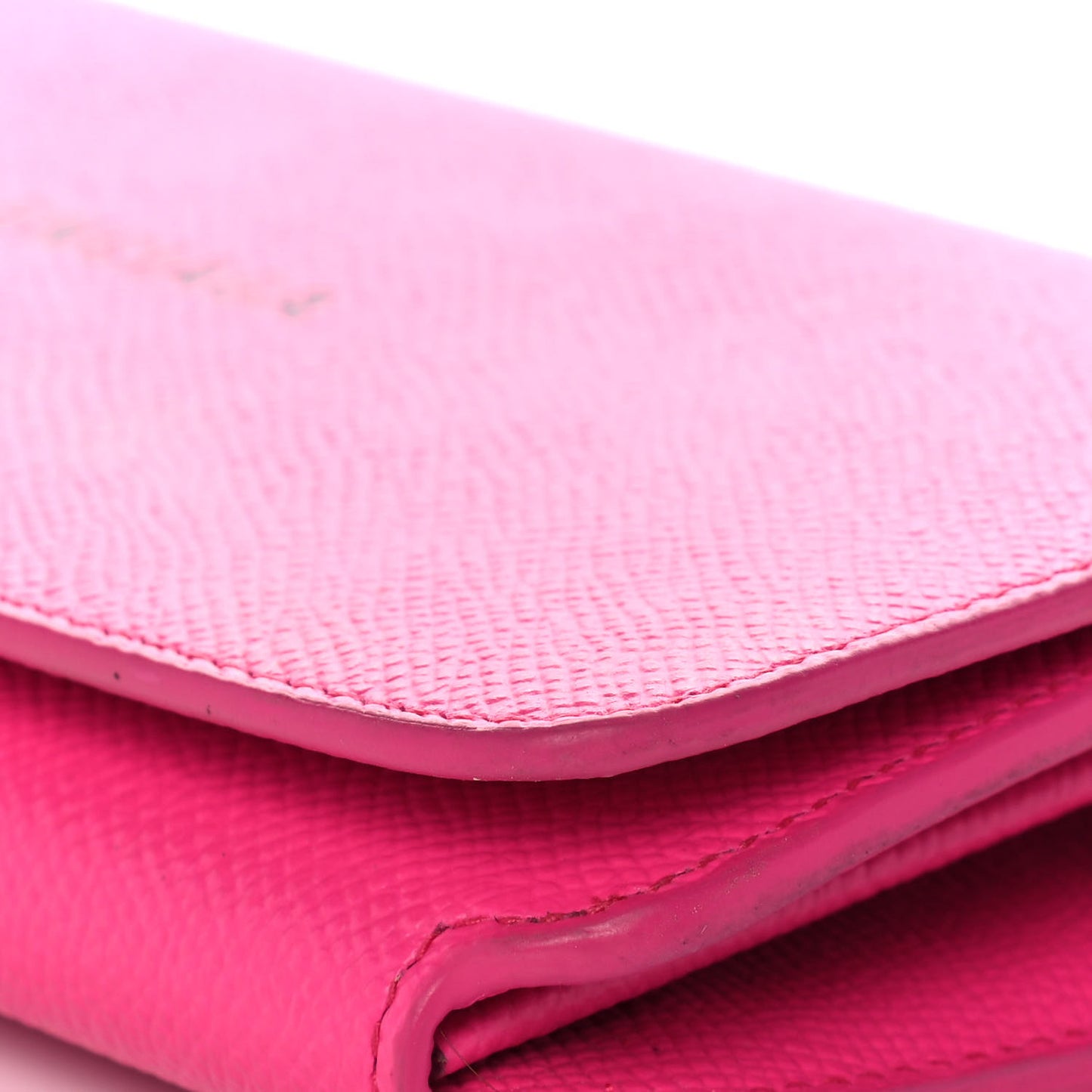 Pebbled Calfskin Everyday Continental Wallet on Chain Acid Pink