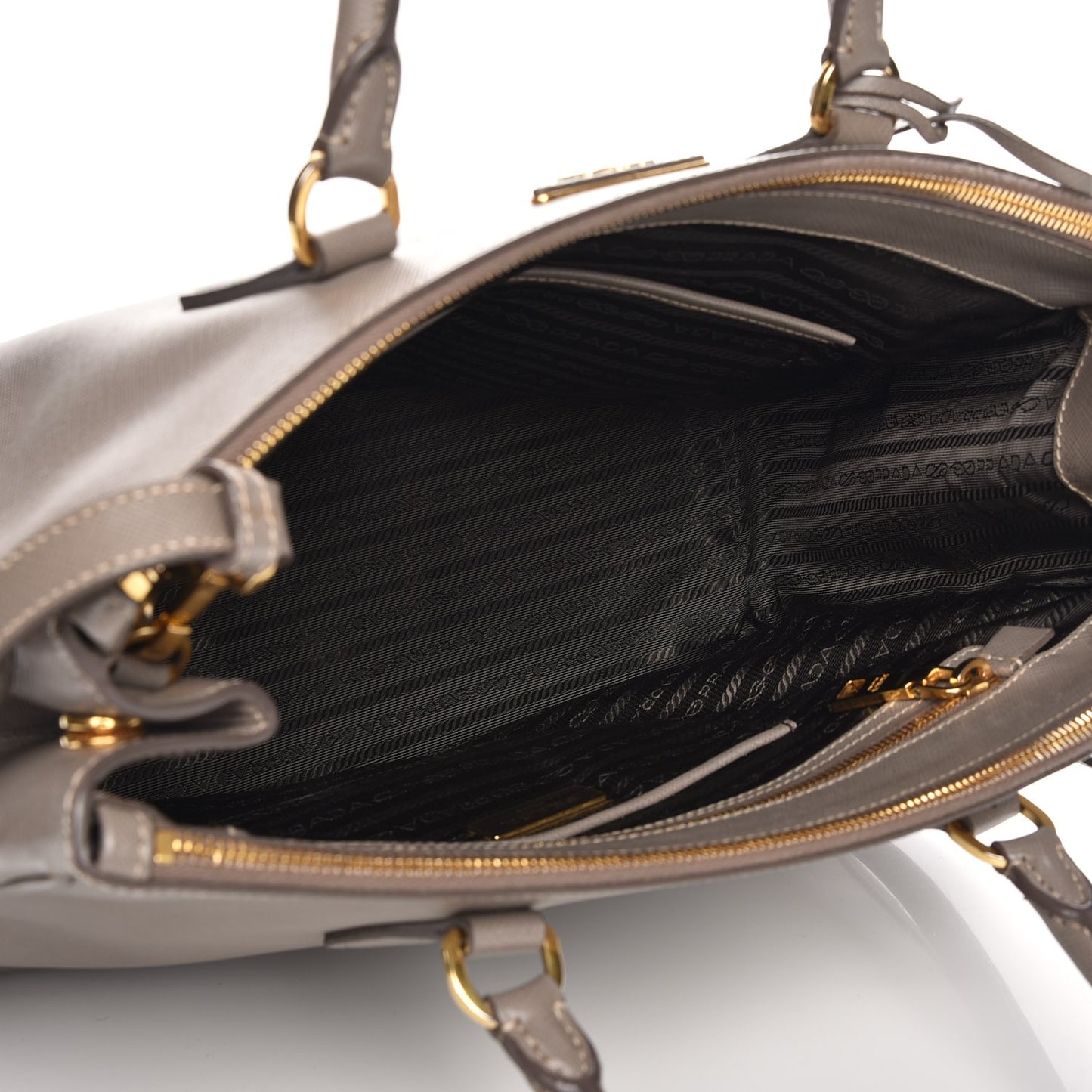 Saffiano Medium Galleria Double Zip Tote Argilla