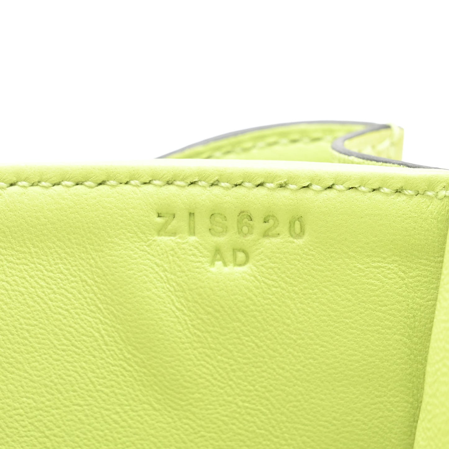 Matte Alligator Constance 18 Jaune Bourgeon