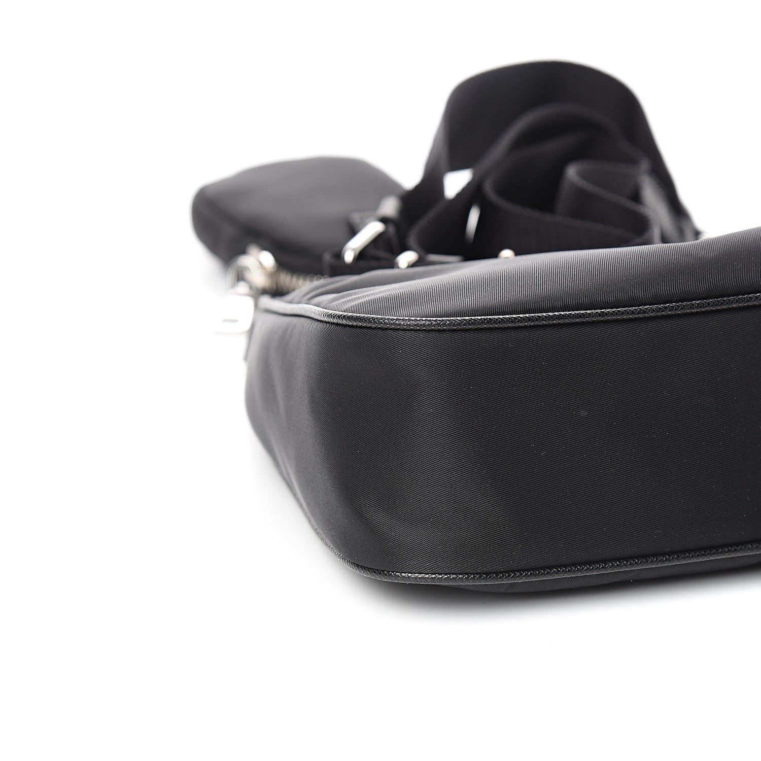 Prada Nylon Re-Edition 2005 Shoulder Bag Black 7 of 9