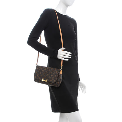 Louis Vuitton Monogram Favorite MM 3 of 15