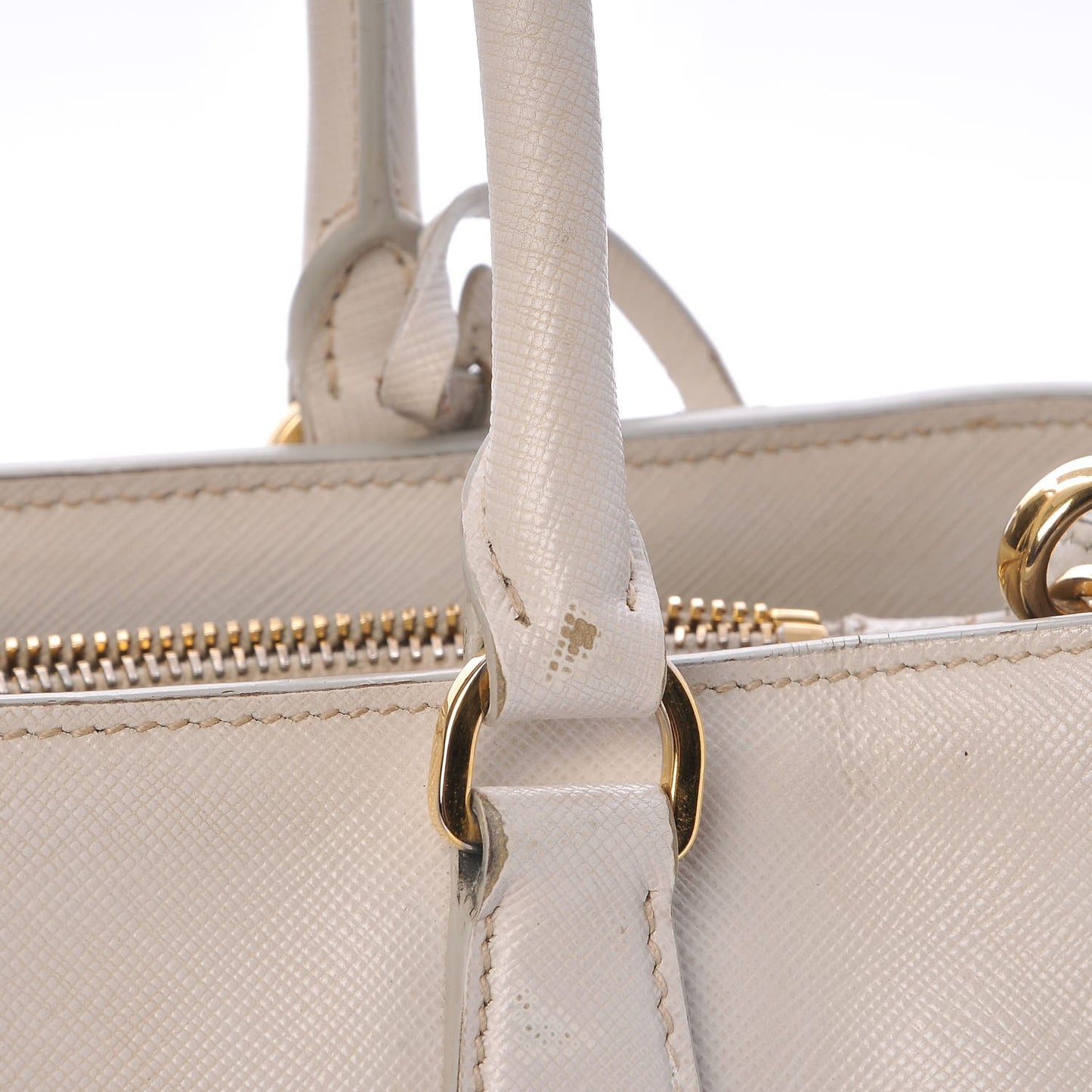 Saffiano Lux Medium Tote Talco