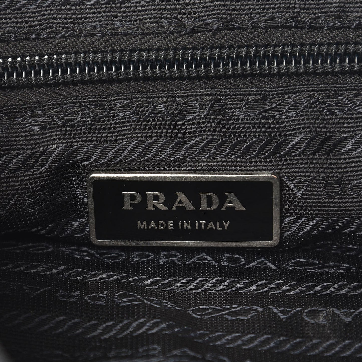 Nylon Flat Messenger Bag Black