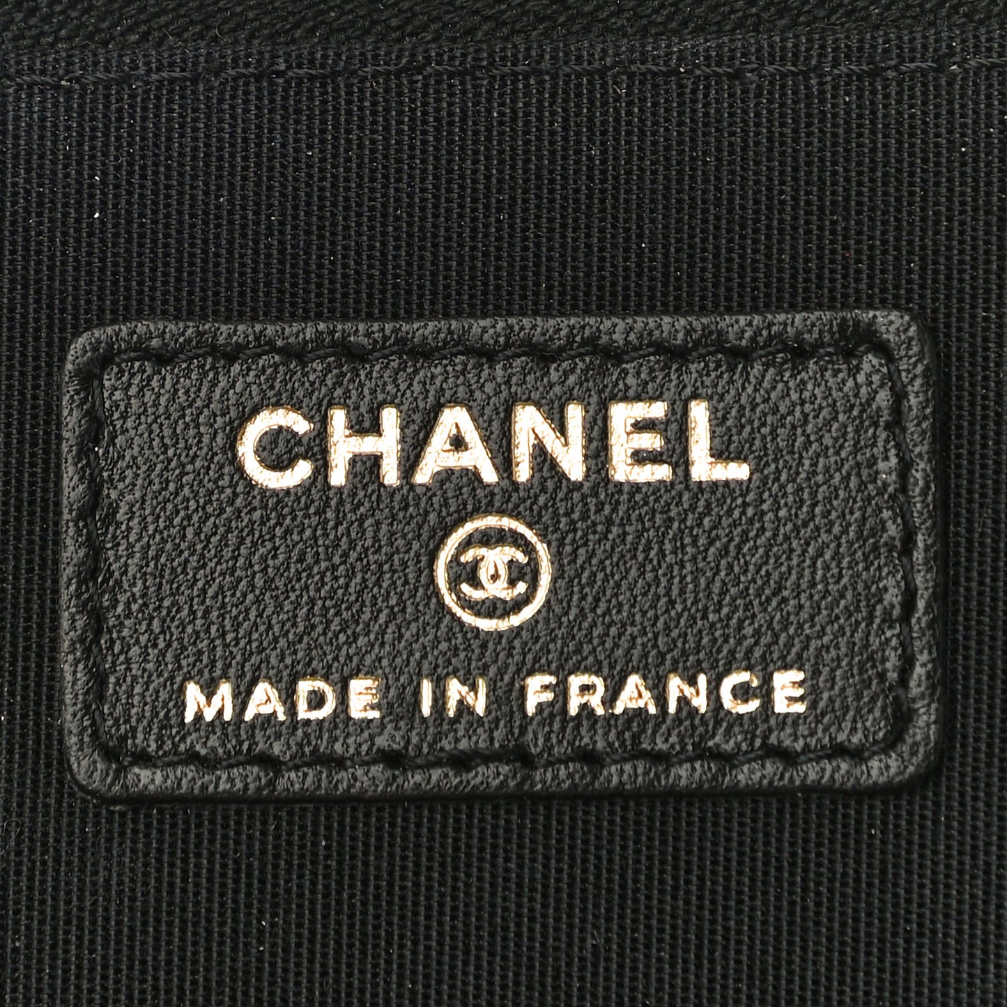 Lambskin Quilted Small Top Handle Vanity Case With Chain Black