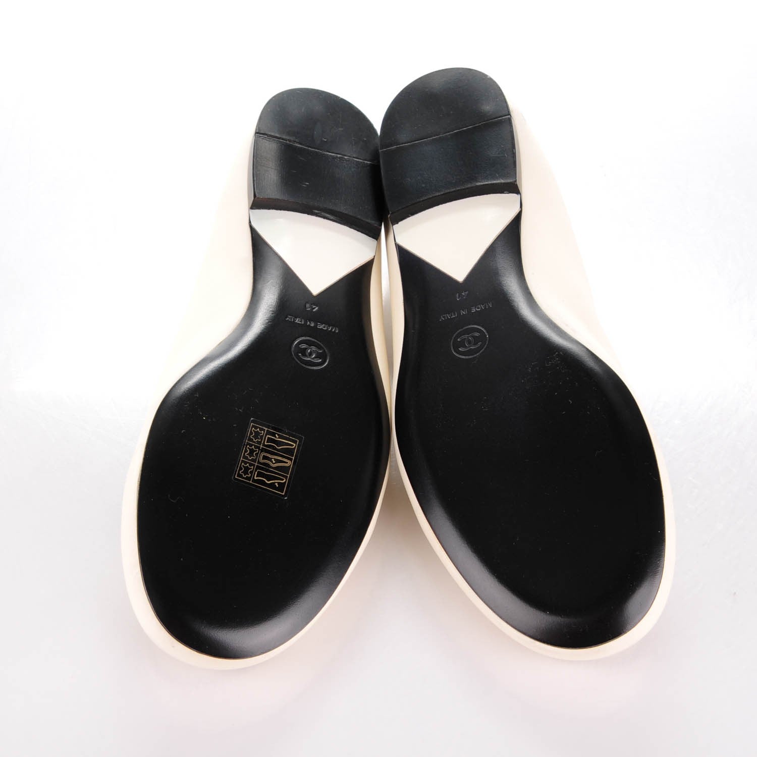 Chanel Lambskin Elastic Mocassin CC Flats 41 White Black 5 of 7