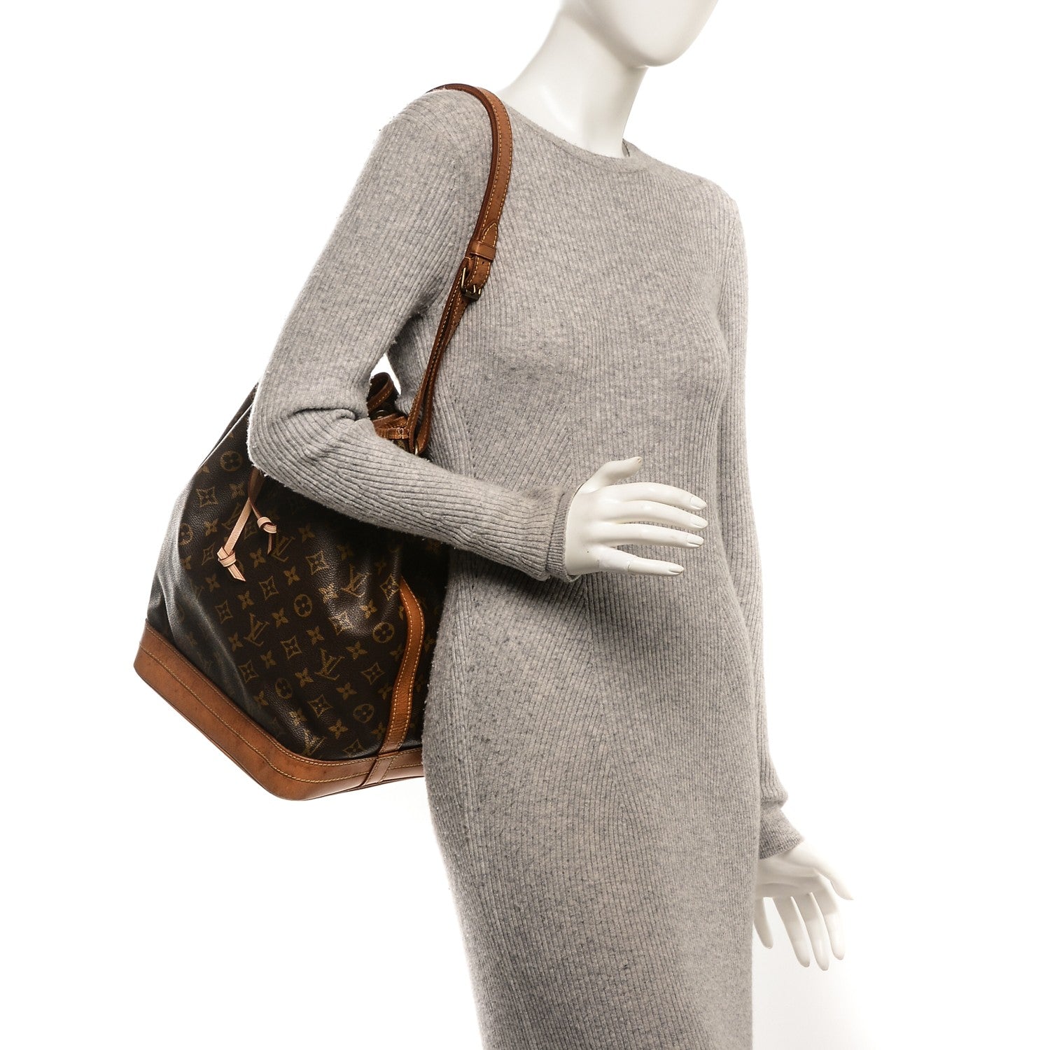 Louis Vuitton Monogram Noe 2 of 6