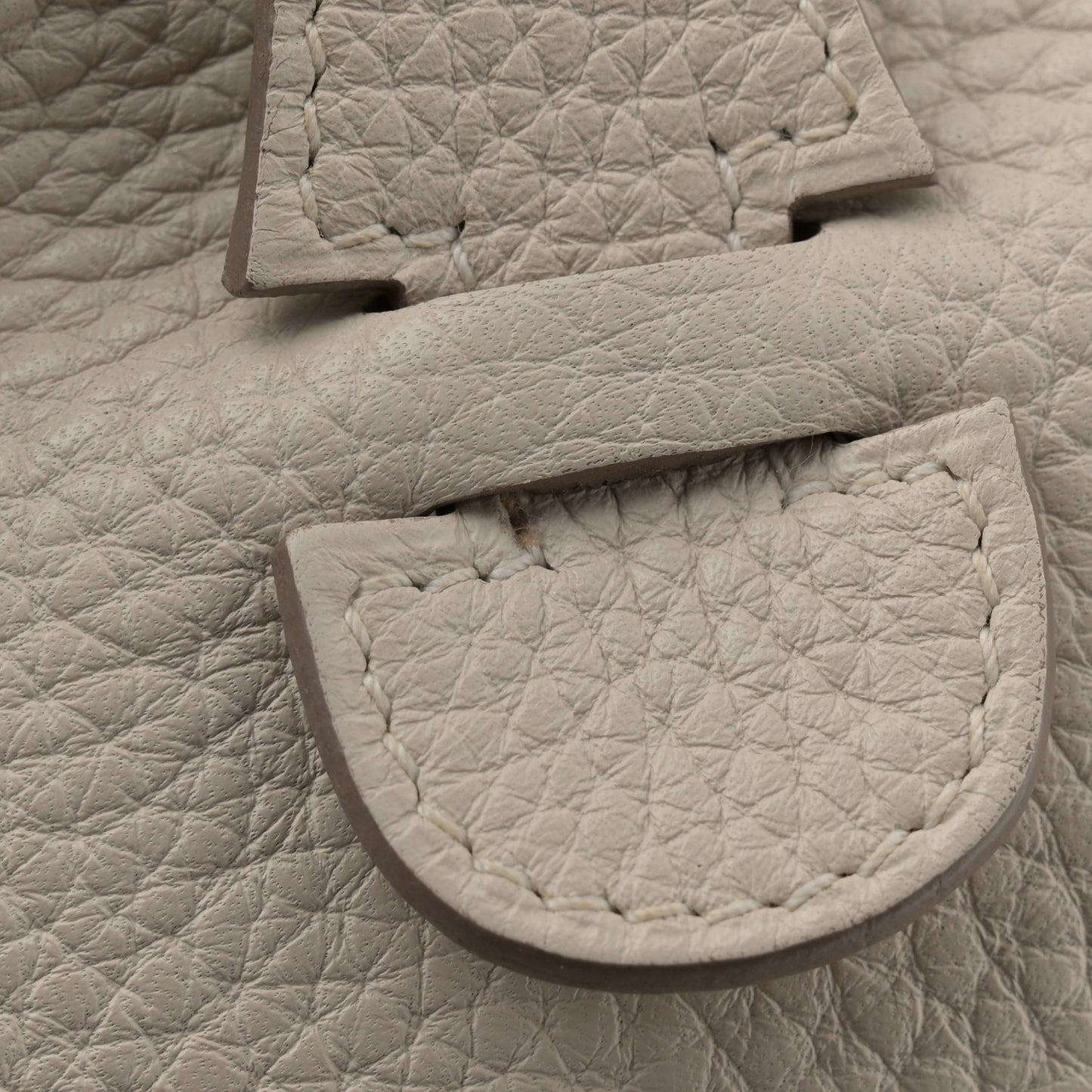 Taurillon Clemence Amazone Evelyne III PM Craie