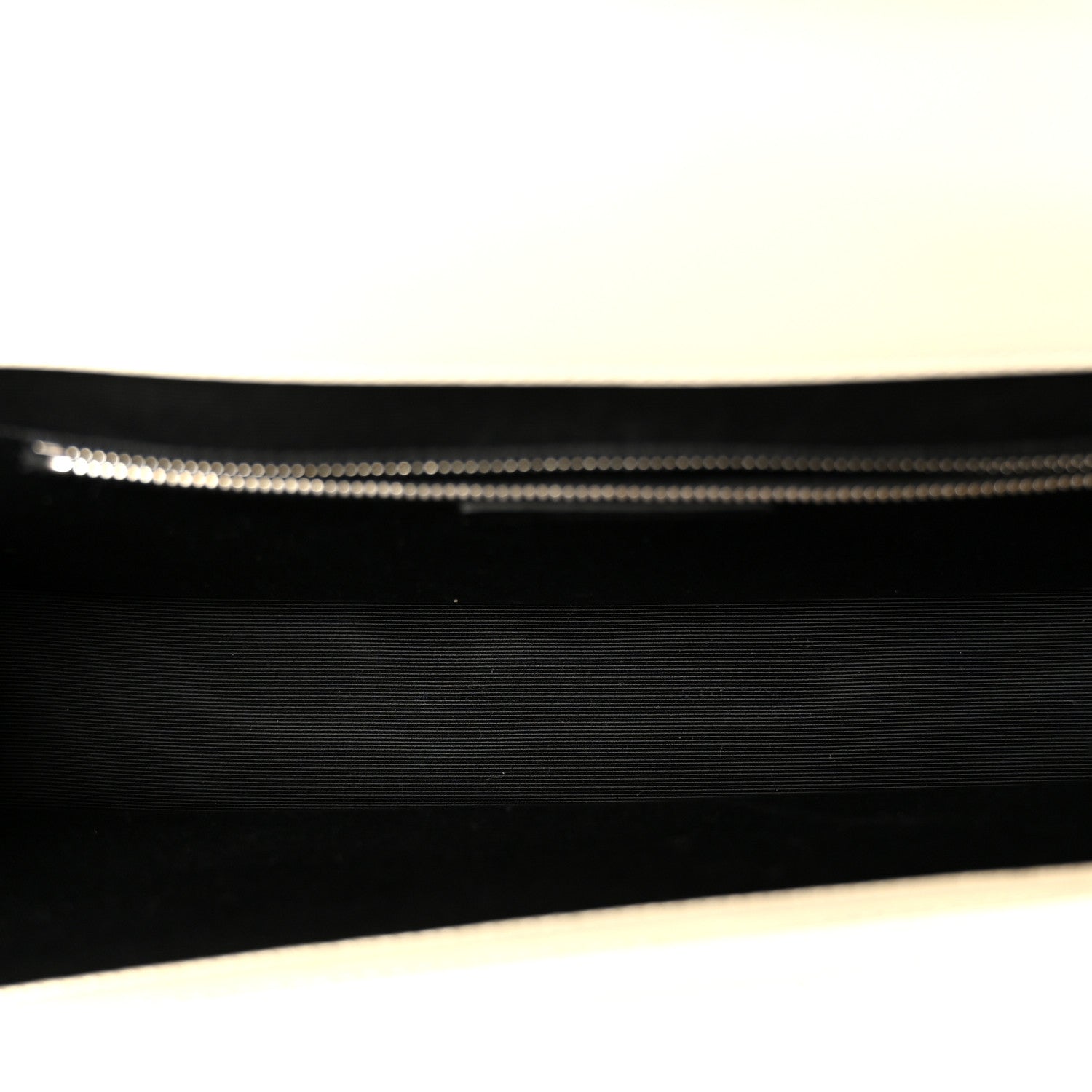 Saint Laurent Grain De Poudre Textured Mixed Matelasse Large Triquilt Monogram Satchel Porcellana 5 of 15