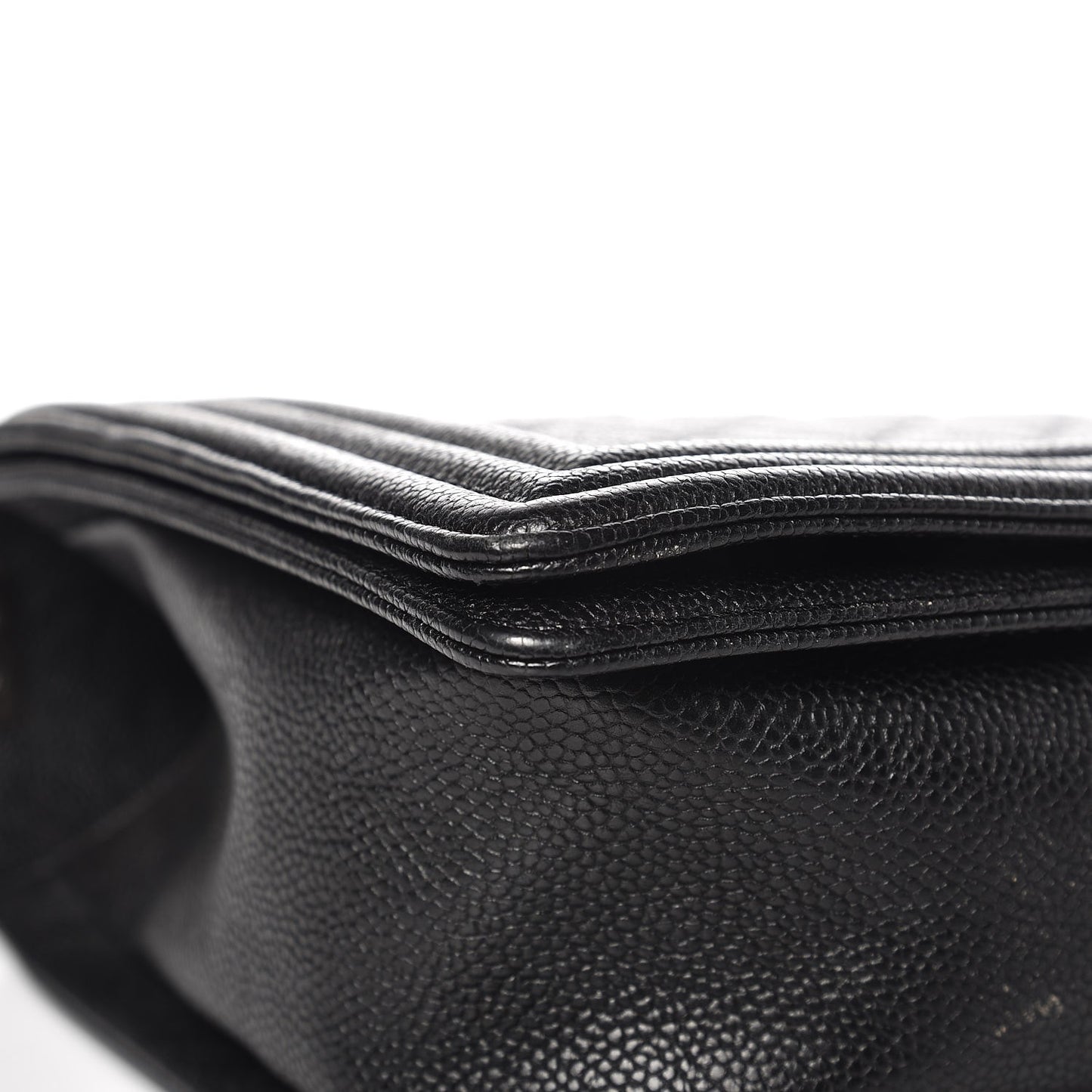 Caviar Quilted New Medium Boy Flap Black