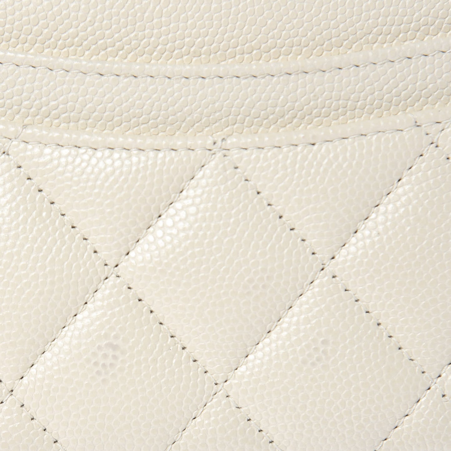 Caviar Quilted Card Holder White