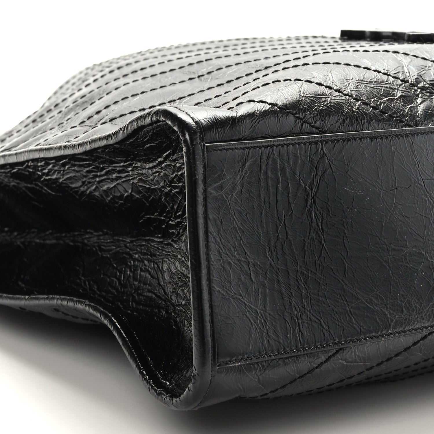 Saint Laurent Crinkled Calfskin Matelasse Monogram Large Niki Shopper Tote Black 8 of 9