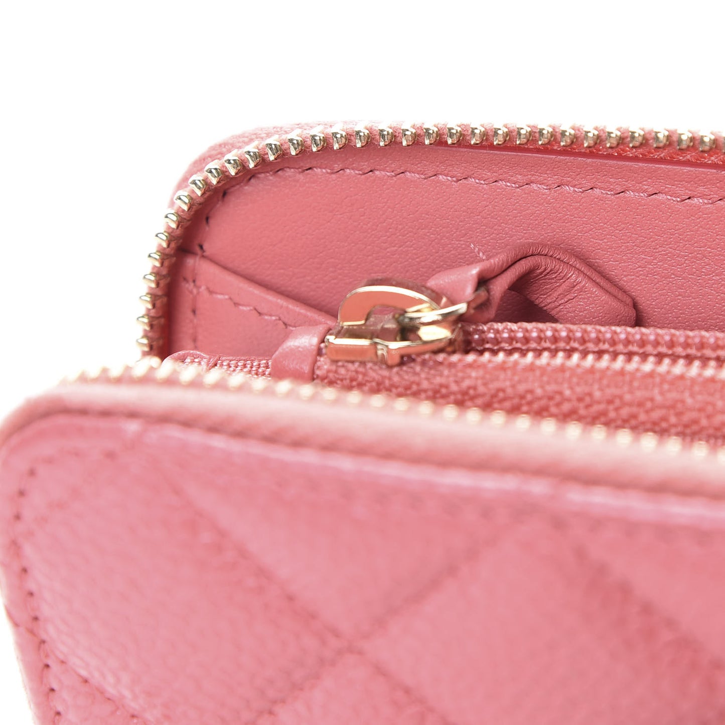 Iridescent Caviar Quilted Medium Zip Around Wallet Pink