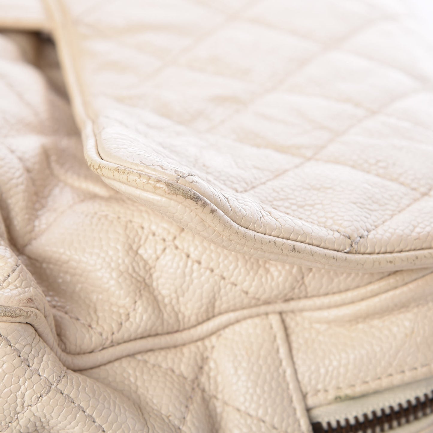 Caviar Quilted Large Shiva Flap White