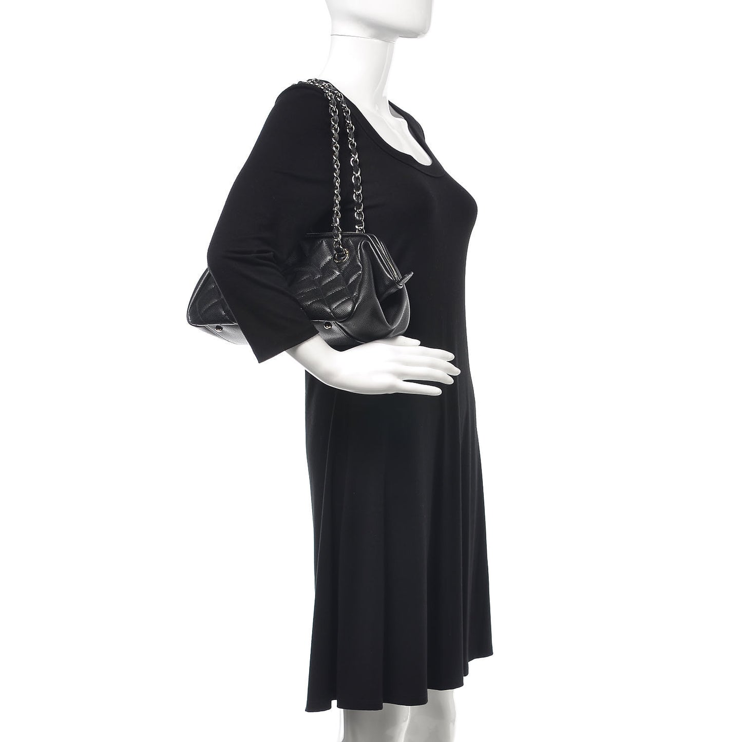 Caviar Quilted Timeless CC Shoulder Bag Black