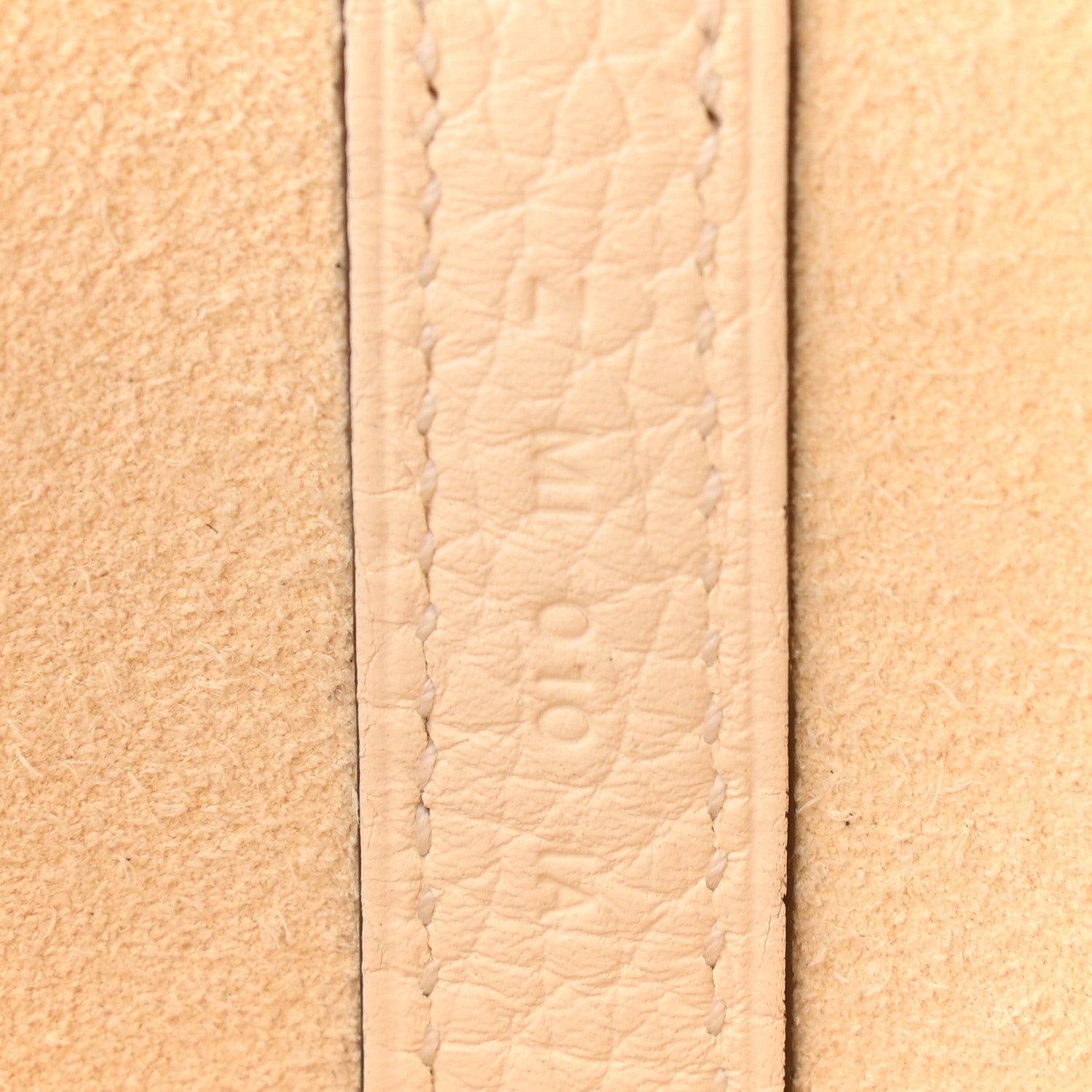 Hermes Taurillon Clemence Picotin Lock 18 PM Nata 7 of 11
