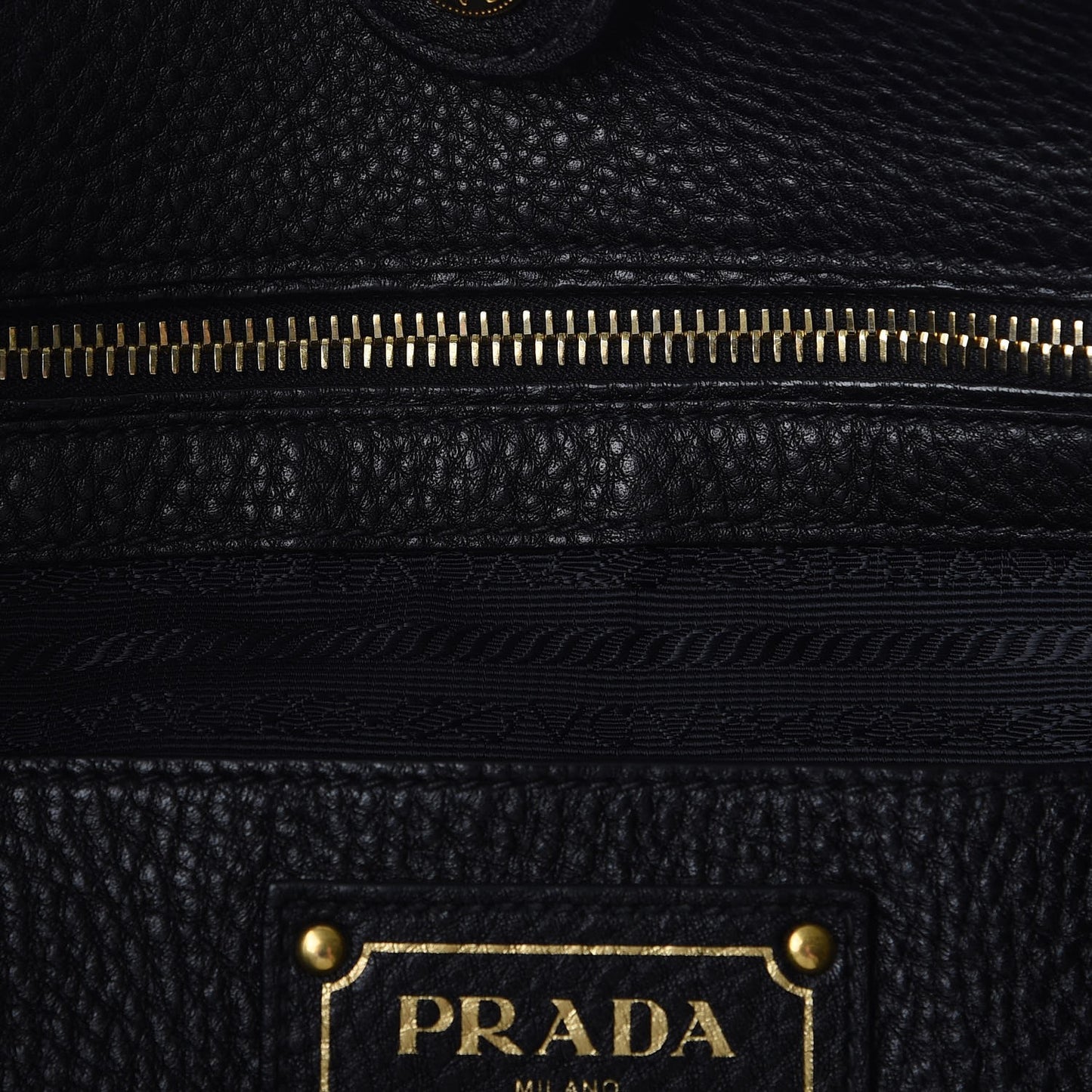 Vitello Daino Tote Nero Black