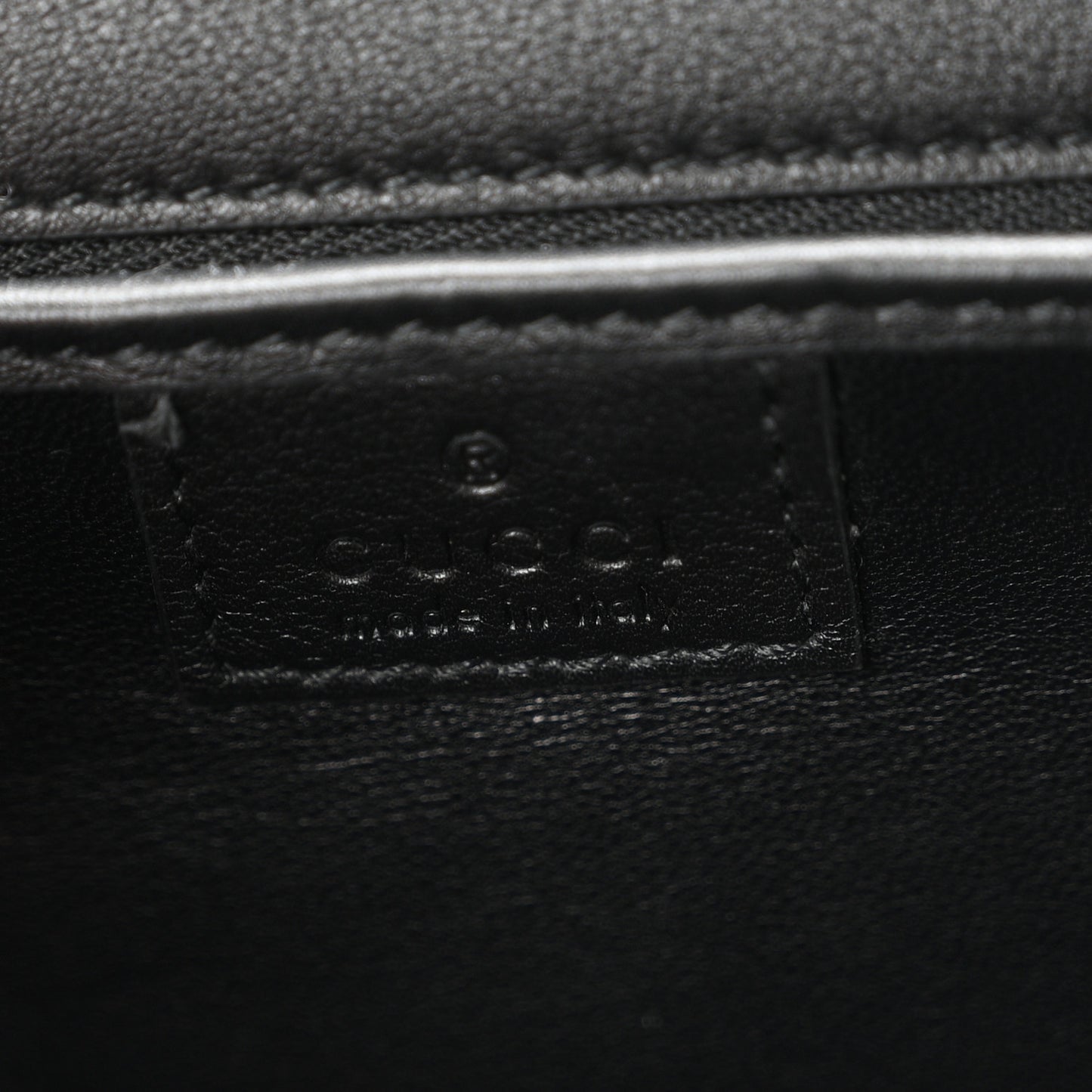 Shiny Polished Calfskin Medium Bamboo Diva Black