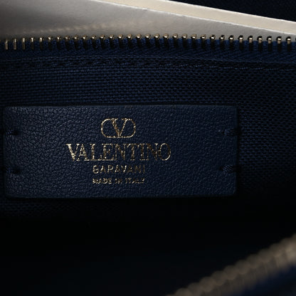 Valentino Garavani Toile Iconographe Cotton Medium Vlogo Wristlet Cosmetic Case White Worker 9 of 11