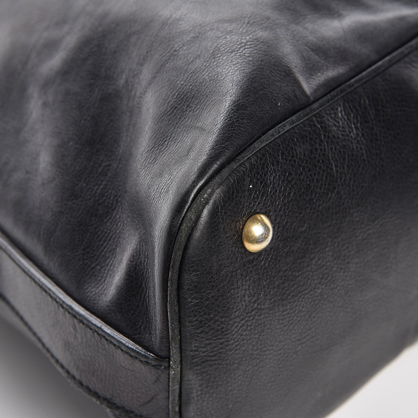 Calfskin Oversized Muse Black