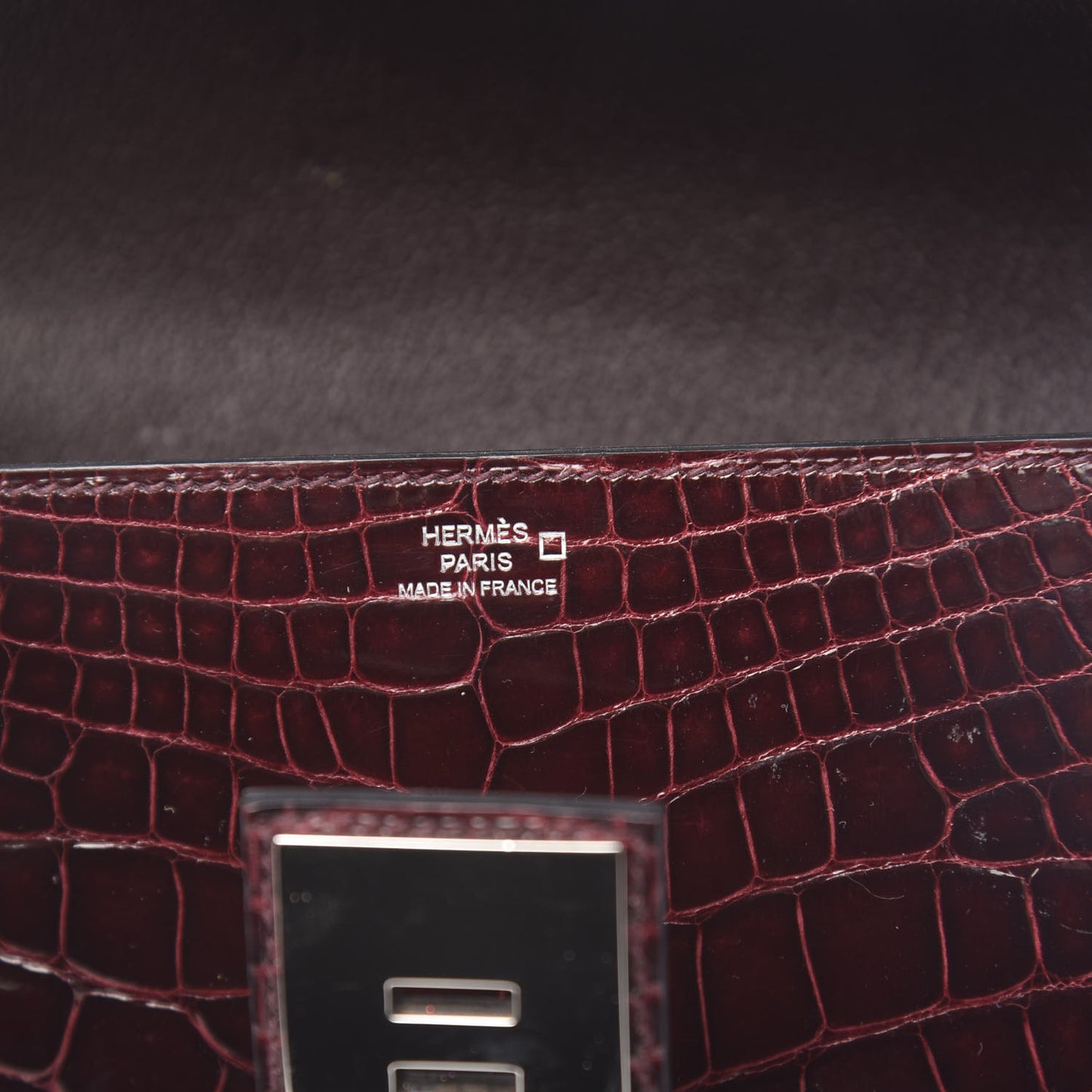 Shiny Alligator Medor Clutch 23 Bordeaux