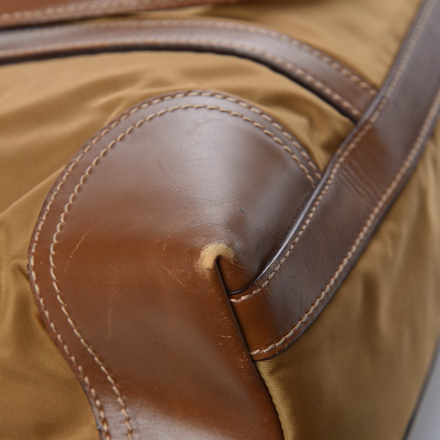 Nylon Tessuto Saffiano Tote Corinto