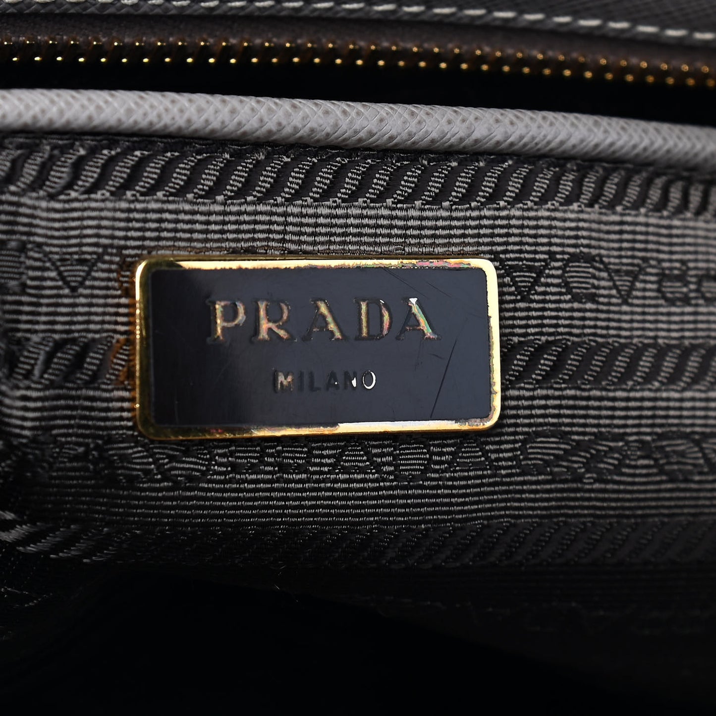 Saffiano Large Galleria Double Zip Tote Argilla