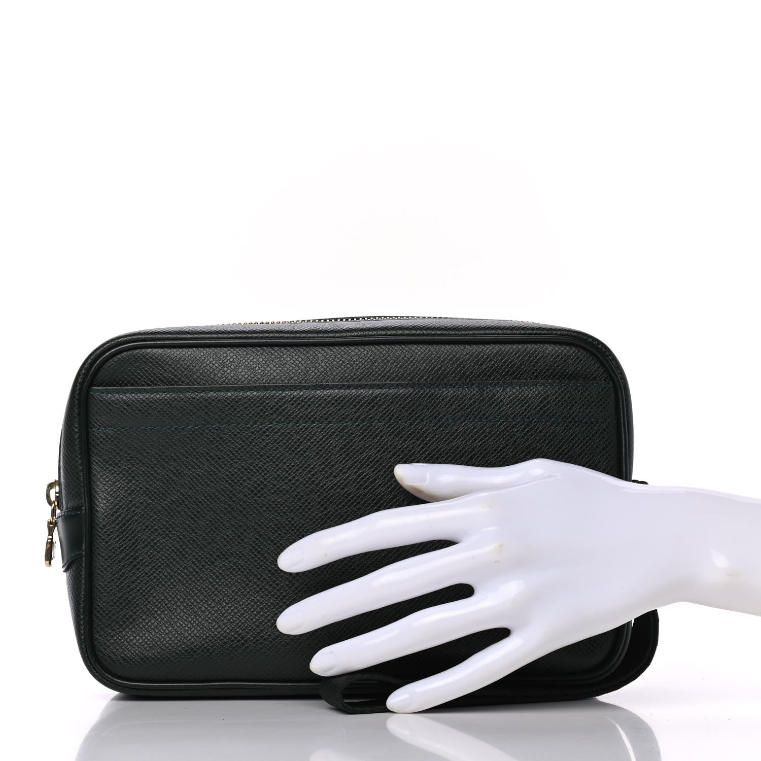 Louis Vuitton Taiga Kaluga Toiletry Pouch Epicea 2 of 8